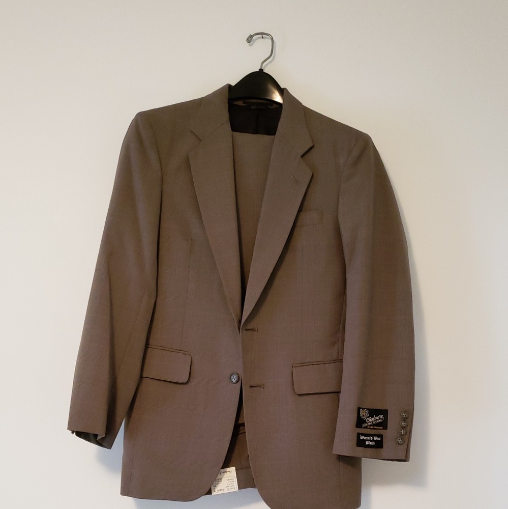 Chadmore Executive Suit
